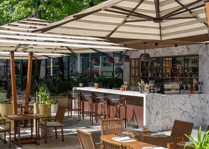 فندق Intercontinental Athenee Palace By Ihg 5*