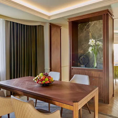 Hotel Intercontinental Athenee Palace Bucharest, An Ihg Bukarest